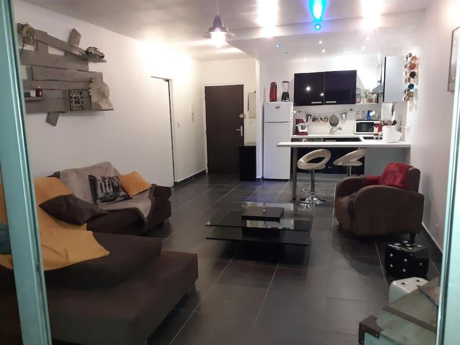 Appartement Vue Mer Avec Parking 阿雅克肖 外观 照片
