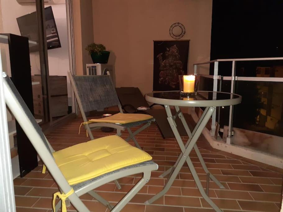 Appartement Vue Mer Avec Parking 阿雅克肖 外观 照片